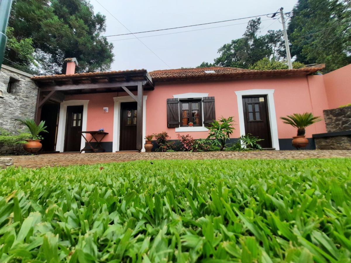 Casa Rosa Villa Camacha  Exterior photo