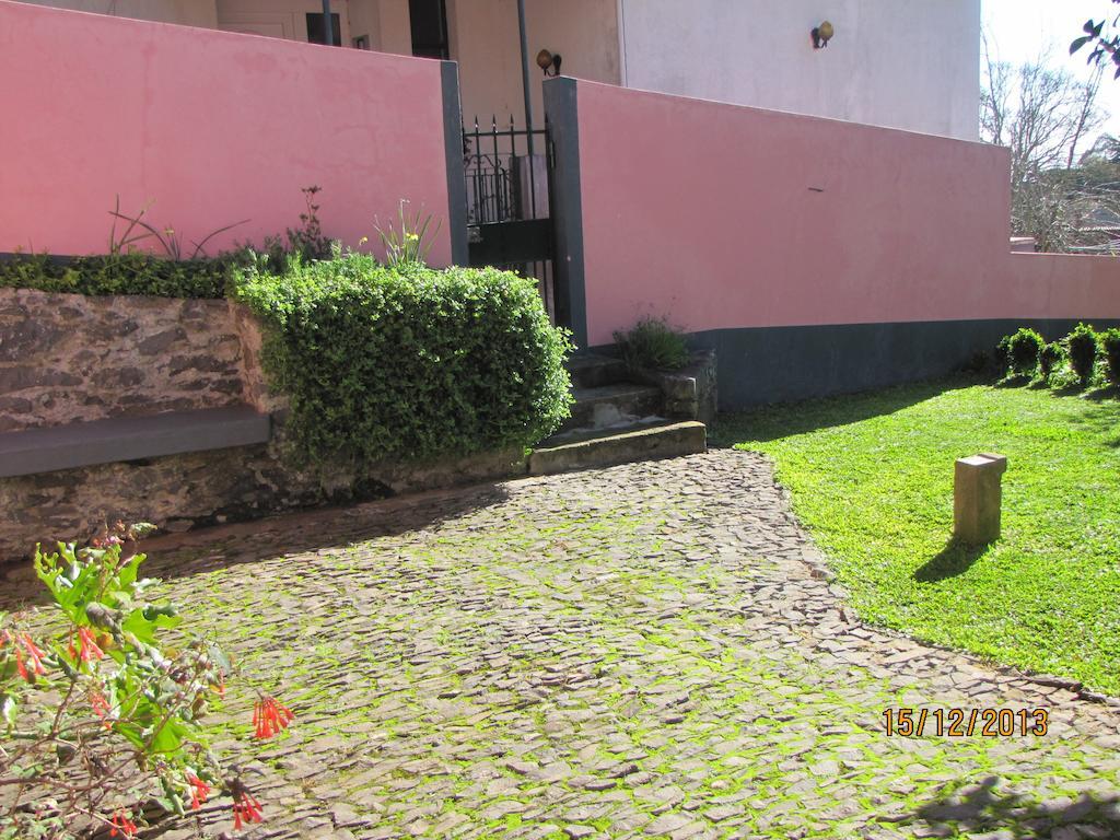 Casa Rosa Villa Camacha  Exterior photo