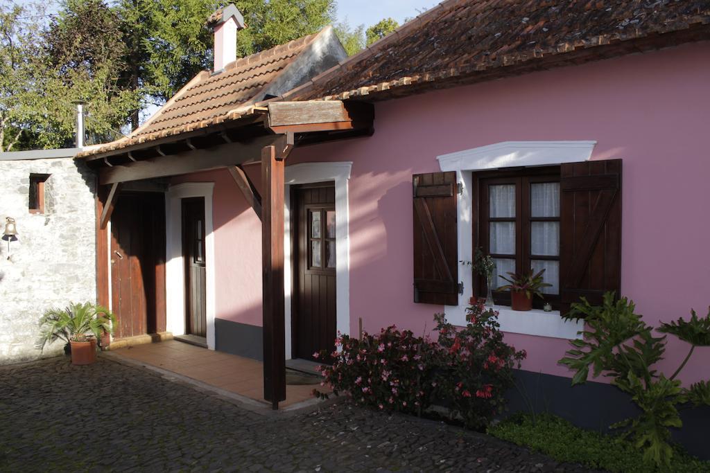 Casa Rosa Villa Camacha  Exterior photo