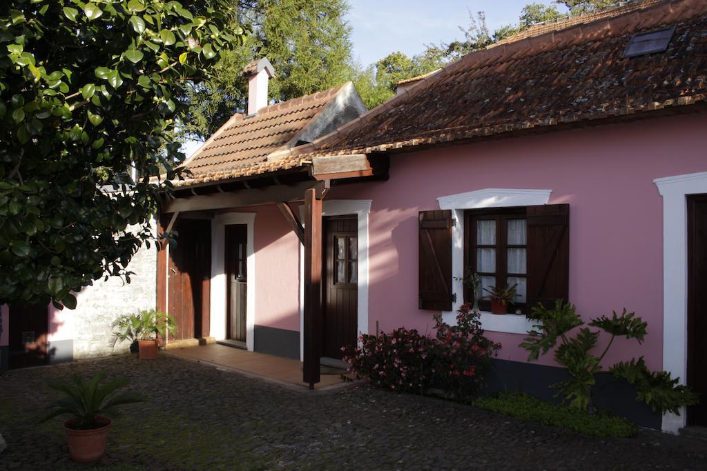 Casa Rosa Villa Camacha  Exterior photo