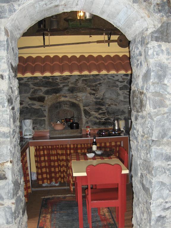 Casa Rosa Villa Camacha  Room photo